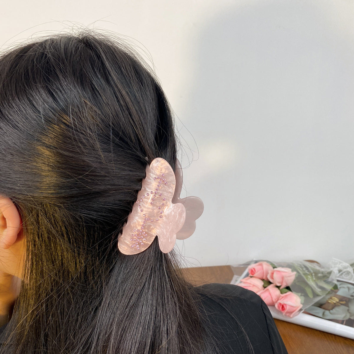 Wholesale Acrylic Diamond Love Valentine's Day Hair Clips
